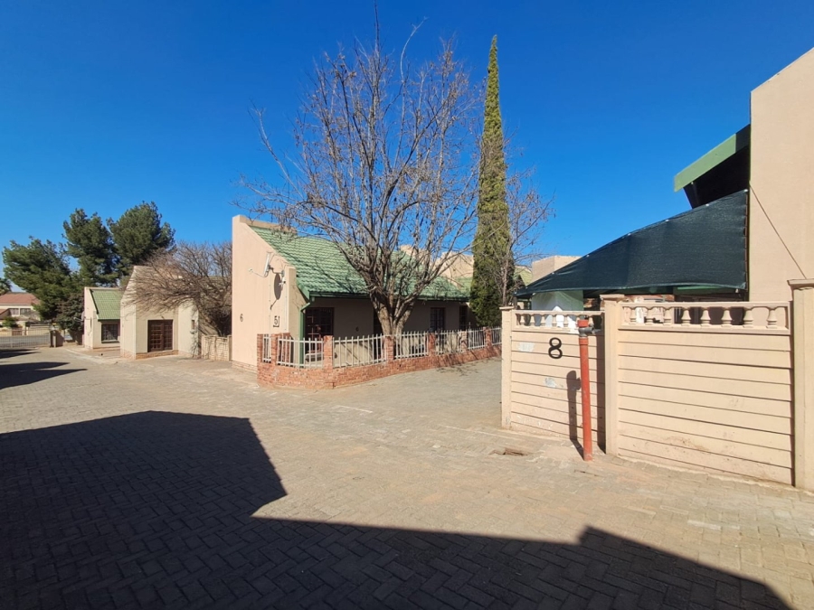 2 Bedroom Property for Sale in Navalsig Free State